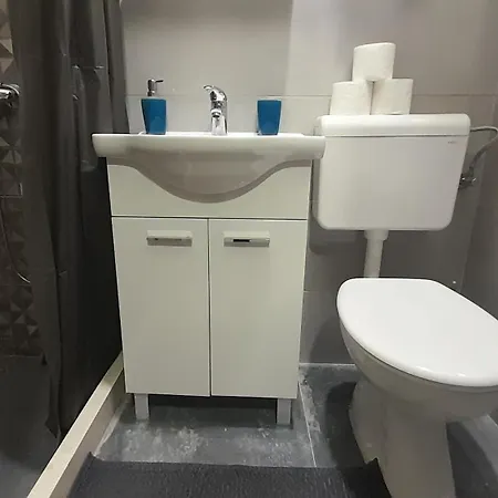 Ellamar Center 2 Apartmán